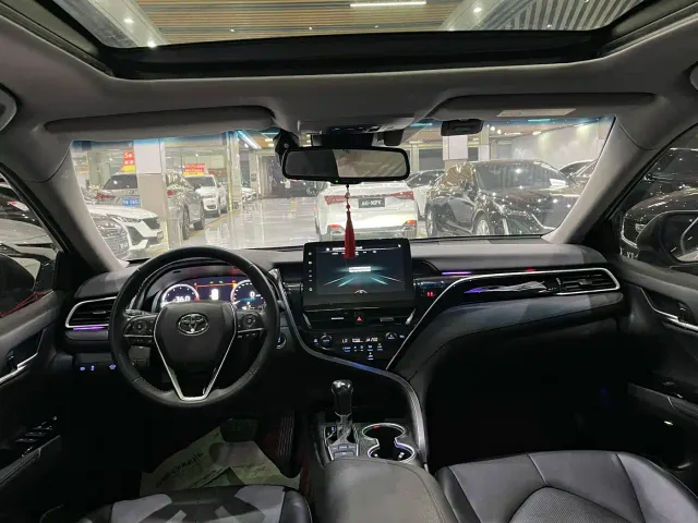 Toyota Camry 2023 2.5G Luxury Edition — Фото автомобиля 12