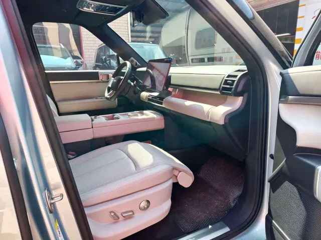 BYD FangChengBao Titanium 7 — Фото автомобиля 5