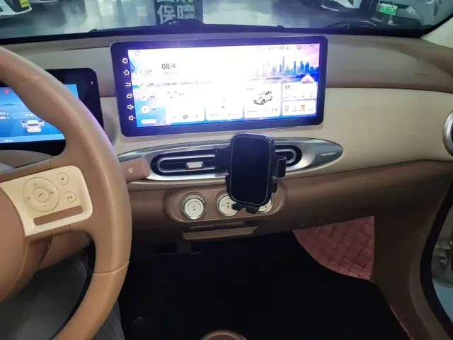 Wuling Hongguang Mini EV — Фото автомобиля 12