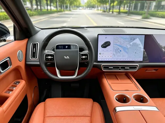 Li Auto L9 — Фото автомобиля 9