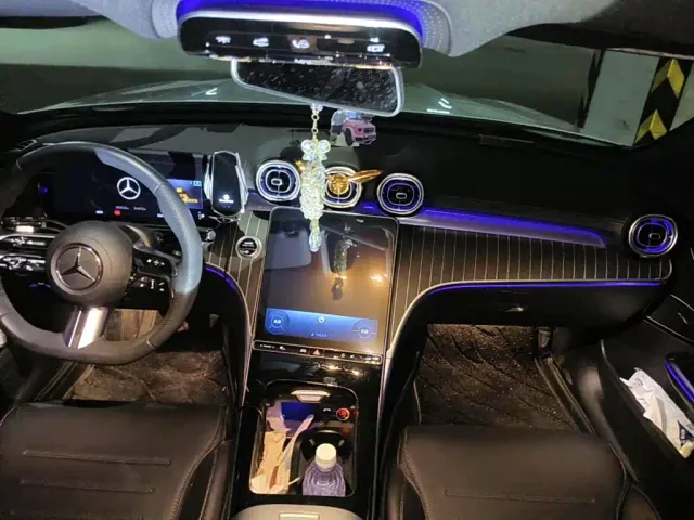 Mercedes-Benz C-Class — Фото автомобиля 12