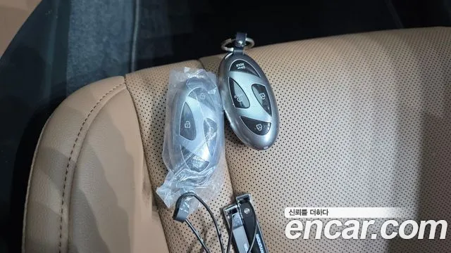 Hyundai Grandeur GN7 — Фото автомобиля 22
