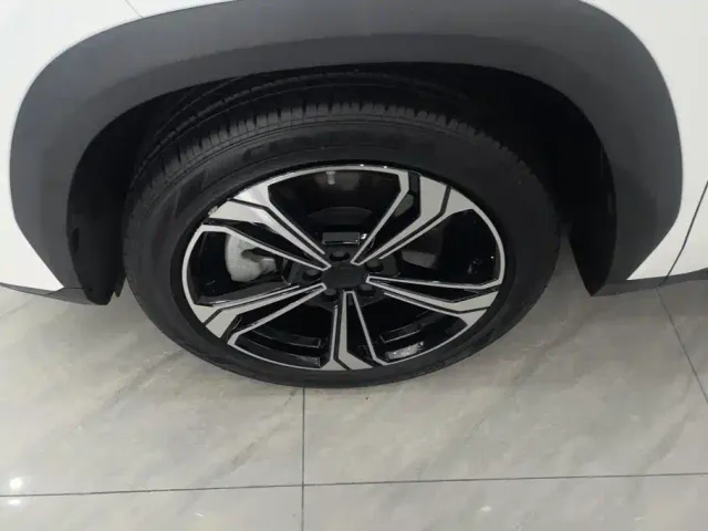 Geely Galaxy L7 — Фото автомобиля 6