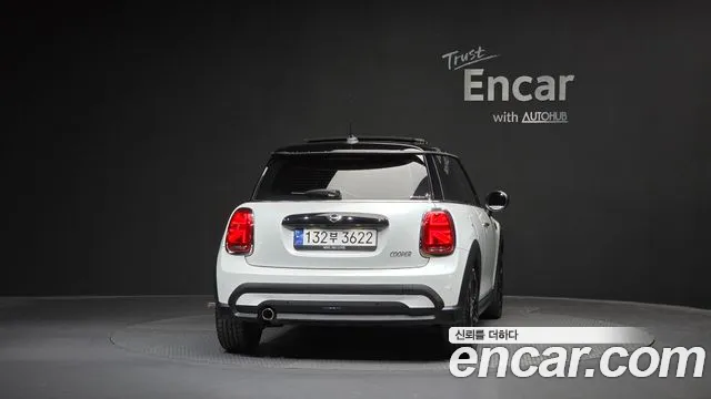 MINI Cooper — Фото автомобиля 4