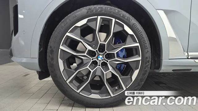 BMW X7 xDrive 40d M Sport 7 мест — Фото автомобиля 5