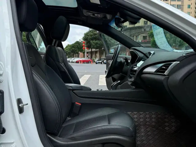 Cadillac CT5 — Фото автомобиля 22