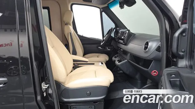Mercedes-Benz Sprinter — Фото автомобиля 26