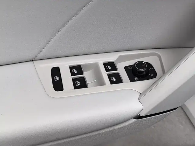 Volkswagen Tayron GTE Plug-in Hybrid — Фото автомобиля 9