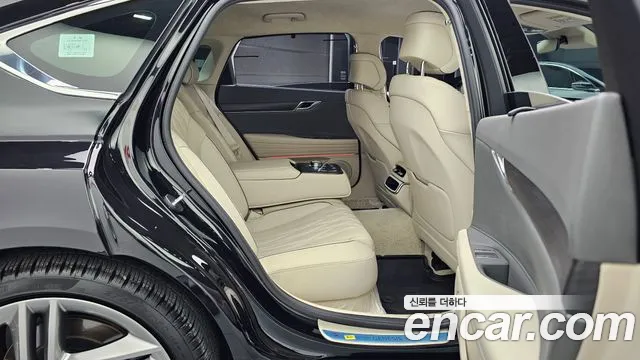 Genesis G80 Бензин 2.5 турбо AWD — Фото автомобиля 12