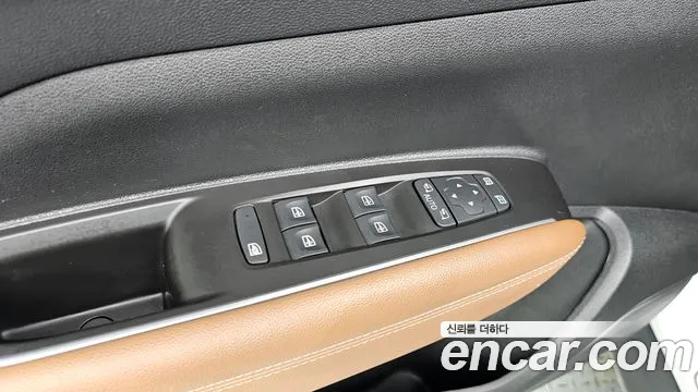Renault-KoreaSamsung QM6 Новый QM6 2.0 LPe RE Signature 2WD — Фото автомобиля 25