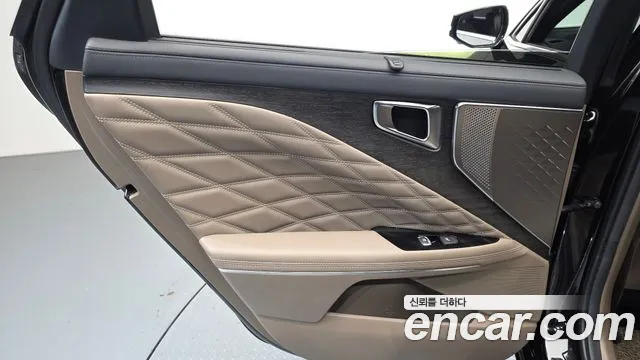 Kia K8 Hybrid — Фото автомобиля 14