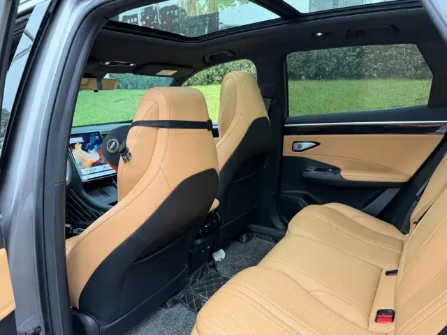 Geely Galaxy L7 — Фото автомобиля 11
