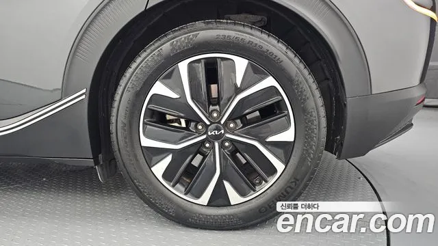 Kia EV6 — Фото автомобиля 21