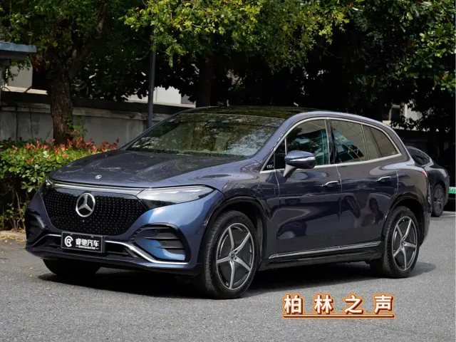 Фотография автомобиля — Mercedes-Benz EQS SUV