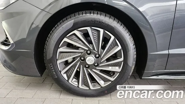 Hyundai Sonata — Фото автомобиля 5