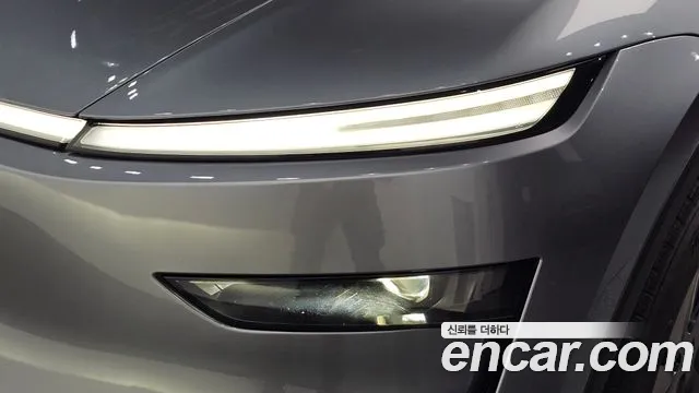 Tesla Model Y — Фото автомобиля 7