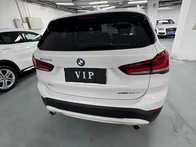 BMW X1 — Фото автомобиля 16