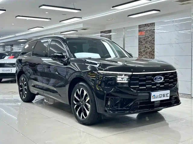 Ford Edge — Фото автомобиля 3
