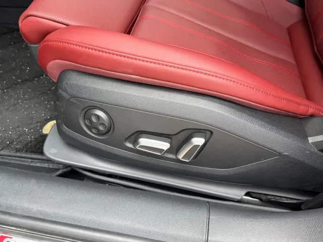 Audi A4L — Фото автомобиля 10