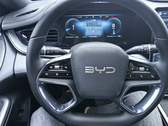 BYD Seal — Фото автомобиля 5