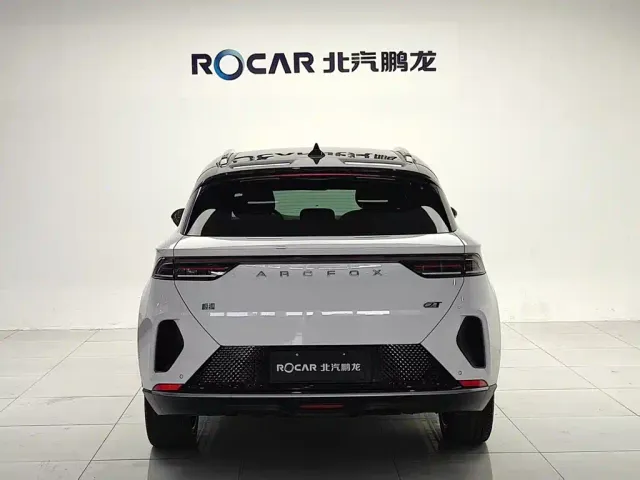 Arcfox Alpha T — Фото автомобиля 4