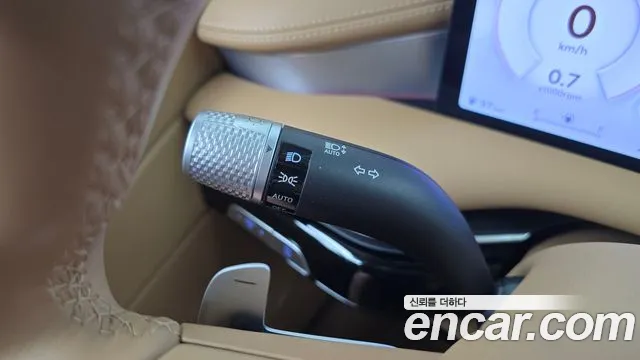Genesis G80 RG3 — Фото автомобиля 30