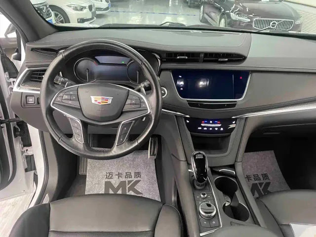 Cadillac XT5 — Фото автомобиля 6