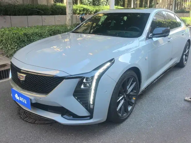 Фотография автомобиля — Cadillac CT5