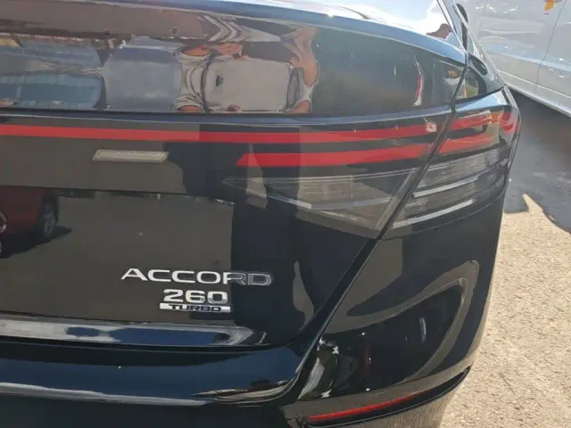 Honda Accord — Фото автомобиля 7