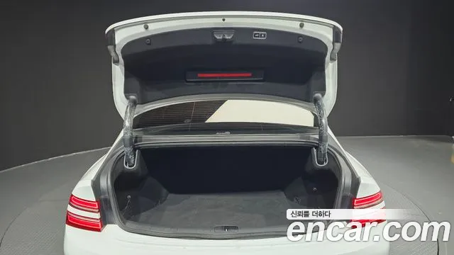 Genesis G80 RG3 — Фото автомобиля 26