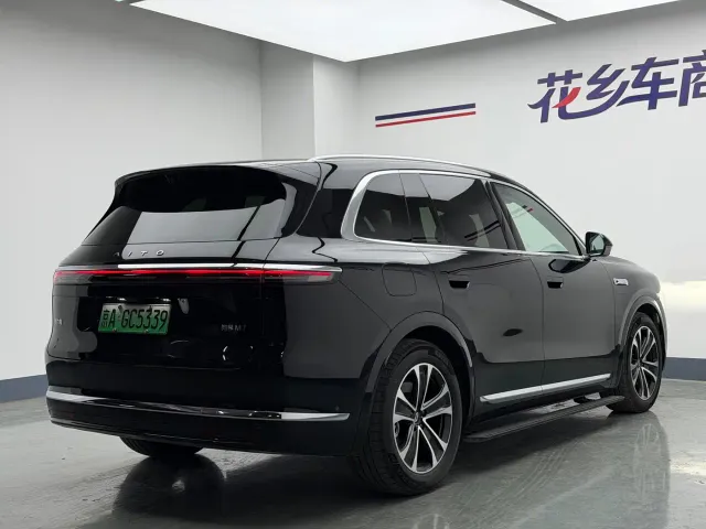 Aito M7 — Фото автомобиля 6