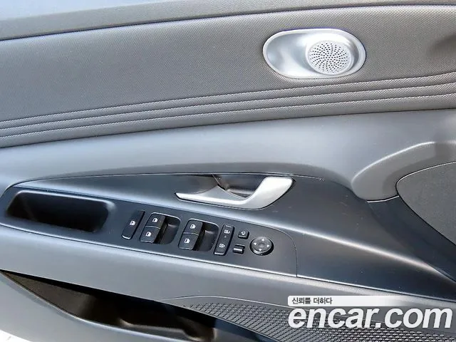 Hyundai Avante — Фото автомобиля 12