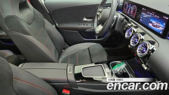 Mercedes-Benz A-Class — Фото автомобиля 9