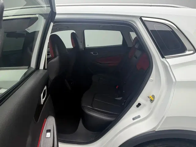 Changan CS55 Plus — Фото автомобиля 13