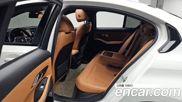 BMW 3 Series G20 — Фото автомобиля 18