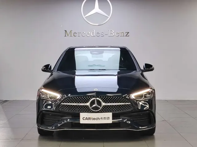 Mercedes-Benz C-Class — Фото автомобиля 3
