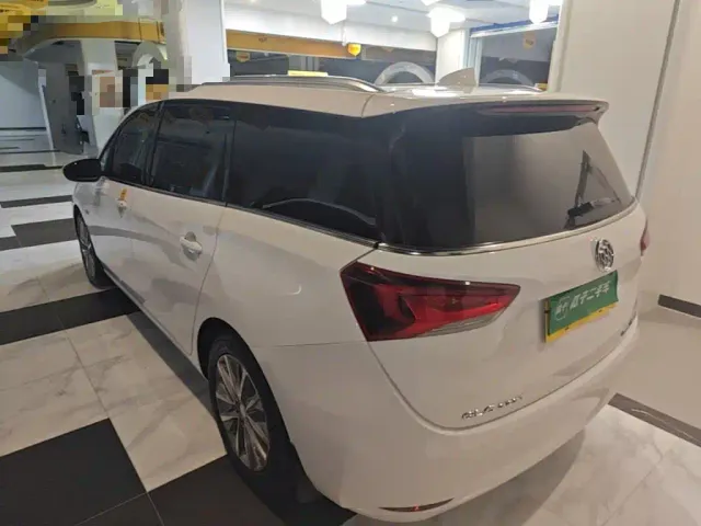 Buick Buick GL6 2021 323T Mild Hybrid Connected Luxury — Фото автомобиля 4