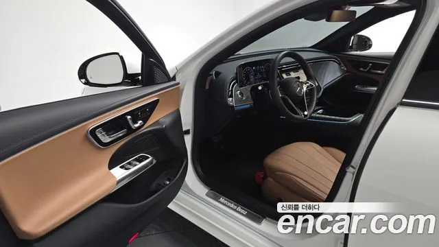 Mercedes-Benz E-Class — Фото автомобиля 10