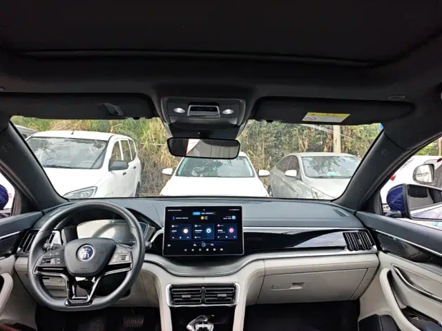 BYD Song PLUS — Фото автомобиля 17