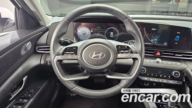 Hyundai Avante CN7 — Фото автомобиля 13