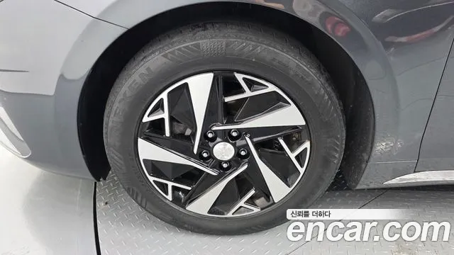 Hyundai Grandeur Grandeur (New) Hybrid — Фото автомобиля 5