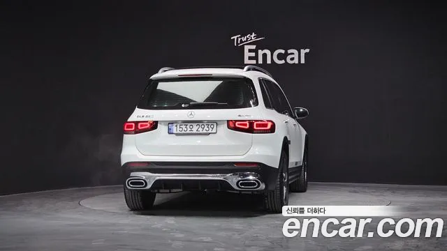 Mercedes-Benz GLB-Class — Фото автомобиля 4