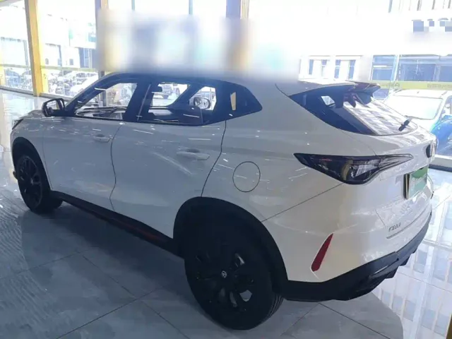 Changan X5 Plus — Фото автомобиля 4