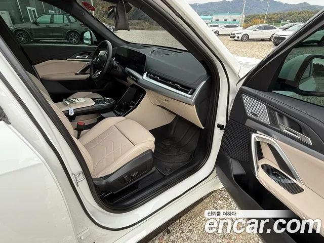 BMW X1 U11 — Фото автомобиля 8