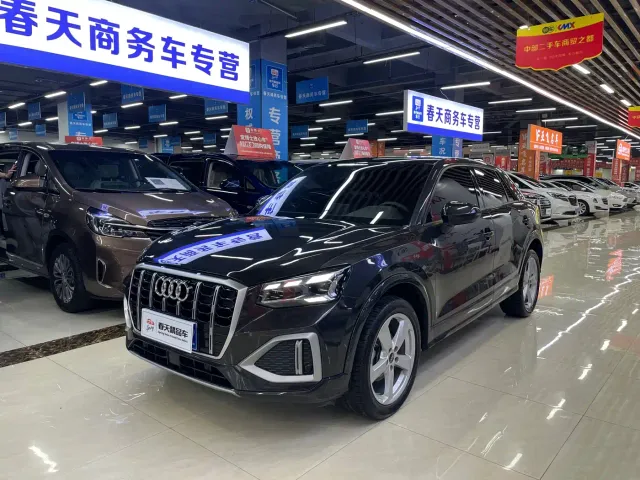 Фотография автомобиля — Audi Q2L
