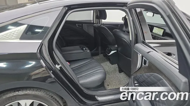 Kia K8 Signature — Фото автомобиля 11