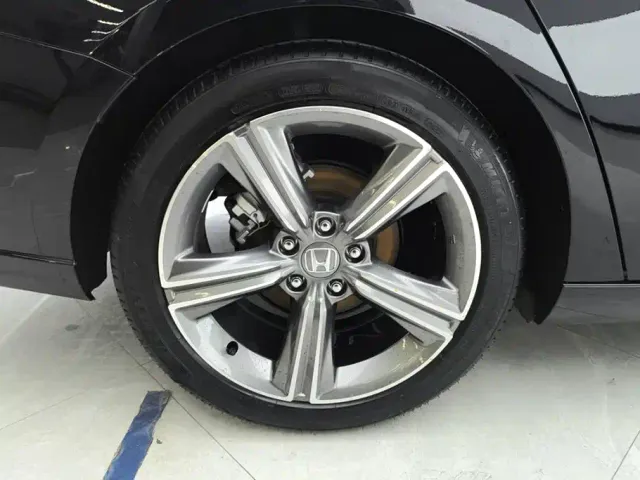 Honda Accord — Фото автомобиля 6