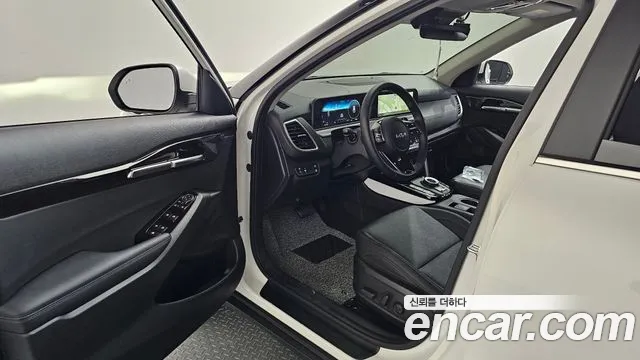Kia Seltos New — Фото автомобиля 15
