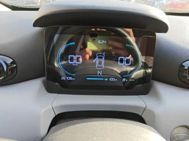 Leapmotor T03 — Фото автомобиля 11