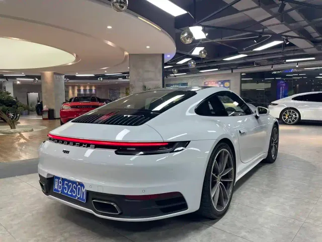 Porsche 911 — Фото автомобиля 8